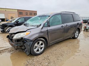 Toyota Sienna 3.5L 6 2011