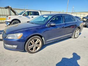 Volkswagen Passat 1.8L 4 2014