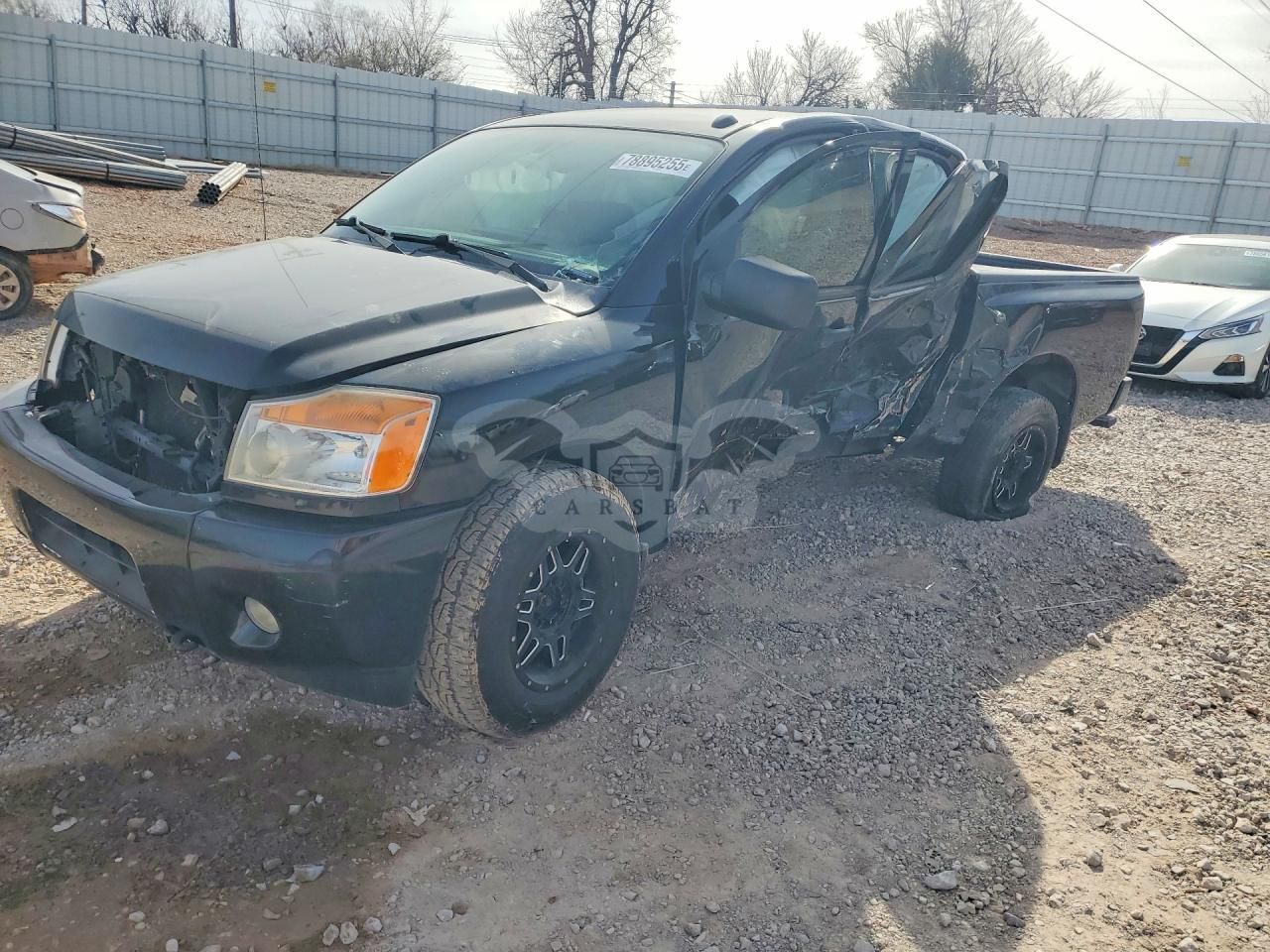 Nissan Titan 2014