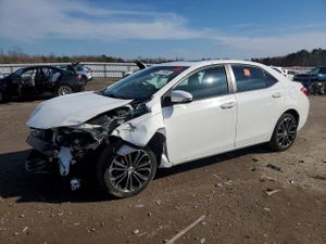 Toyota Corolla 1.8L 4 2015