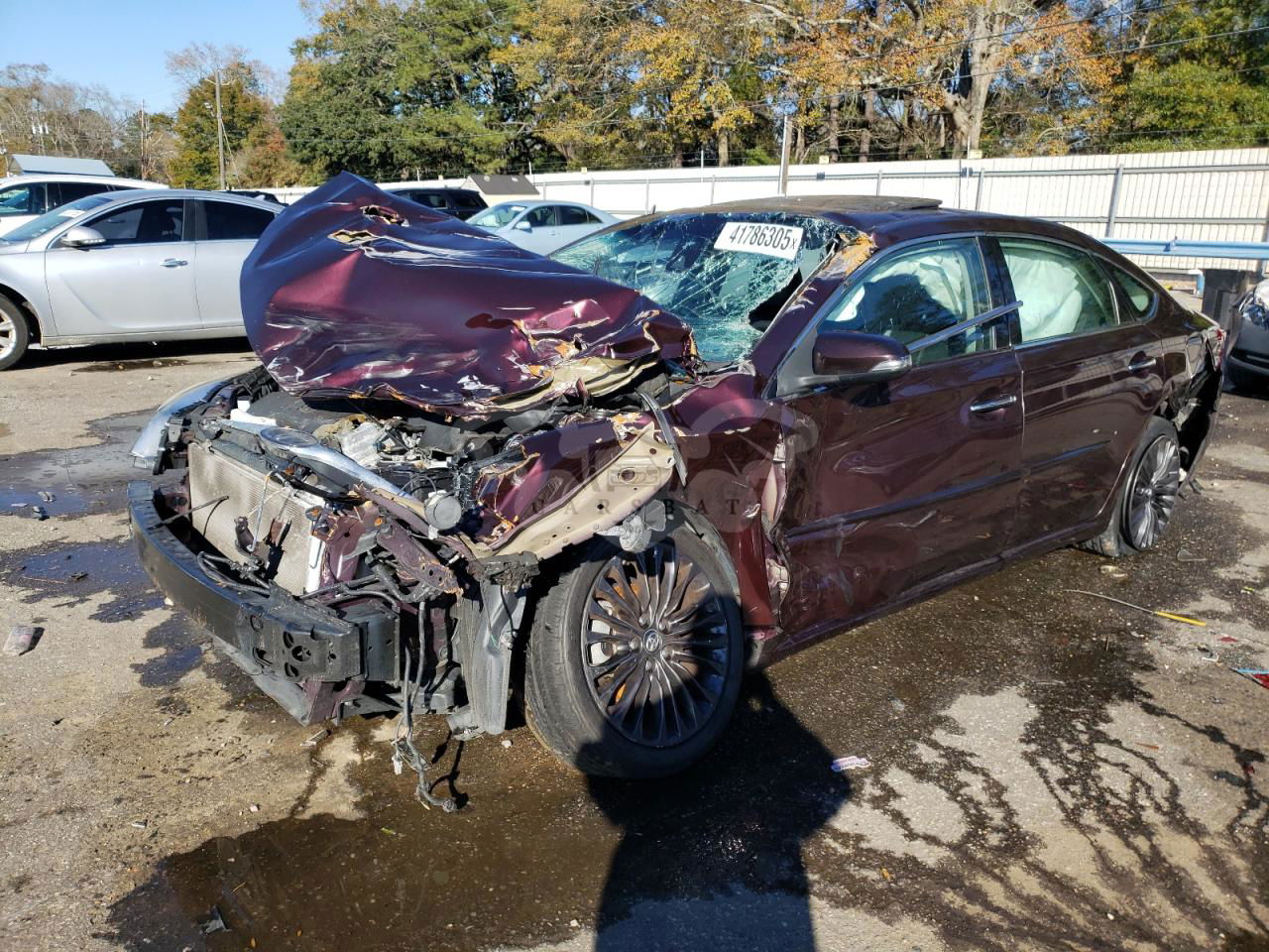 Toyota Avalon XLE 3.5L  6 2018
