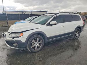 Volvo XC70 3.0L 6 2015