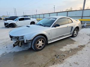 Ford Mustang 3.8L 6 2000