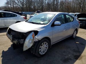 Nissan Versa 1.6L 4 2013