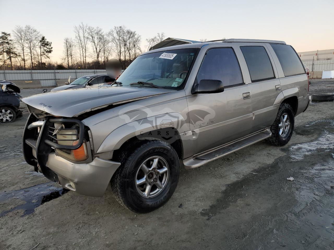 Cadillac Escalade 5.7L  8 2000