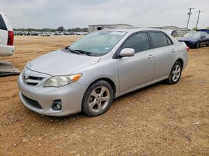 Toyota Corolla 1.8L 4 2012
