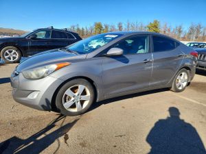 Hyundai Elantra 1.8L 4 2013