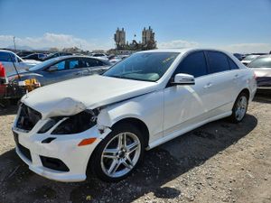 Mercedes-Benz E 5.5L 8 2011