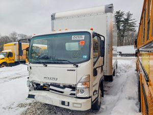 Isuzu NPR 6.6L 8 2024