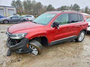 Volkswagen Tiguan 2.0L 4 2012