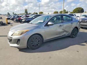 Mazda 3 2.0L 4 2012