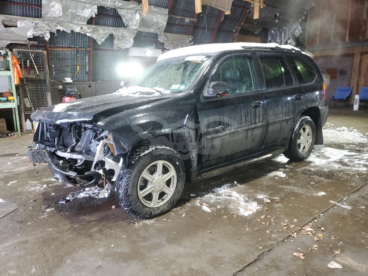 GMC Envoy DENALI 5.3L 8 2005