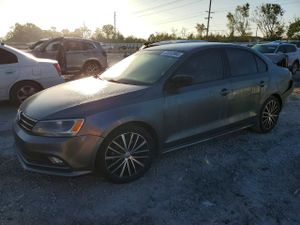 Volkswagen Jetta 1.8L 4 2015