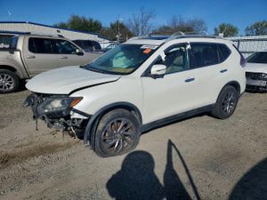 Nissan Rogue 2.5L 4 2015