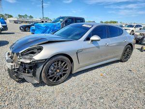 Porsche Panamera 3.6L 6 2011