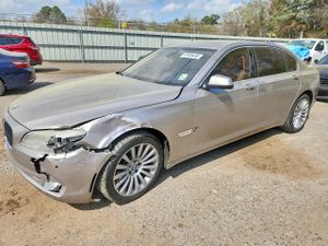 BMW 7 Series 4.4L 8 2012