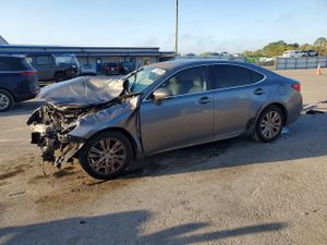 Lexus ES 3.5L 6 2015