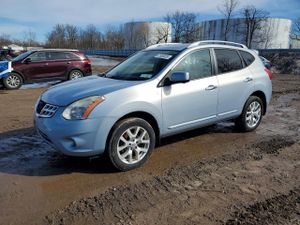 Nissan Rogue 2.5L 4 2013