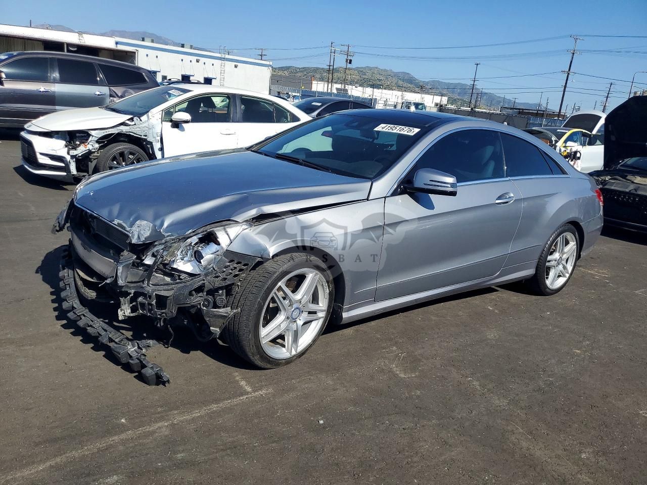 Mercedes-Benz E 5.5L 8 2011