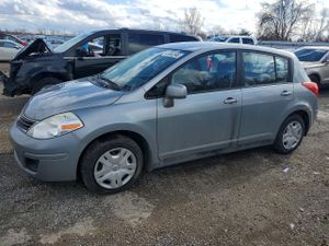 Nissan Versa 1.8L 4 2011