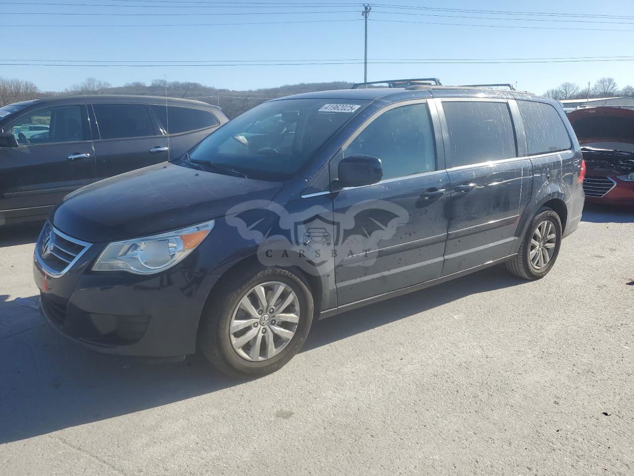 Volkswagen Routan SE 3.6L  6 2013