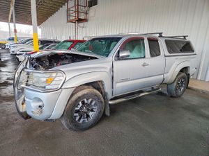 Toyota Tacoma 2.7L 4 2011