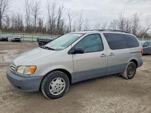 Toyota Sienna 3.0L 6 2003