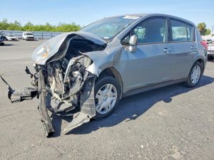Nissan Versa 1.8L 4 2012