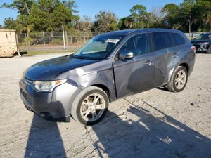 Mitsubishi Outlander 2.4L 4 2014