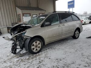 Toyota Sienna CE 3.3L 6 2006
