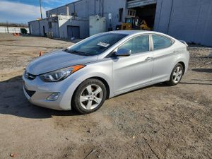 Hyundai Elantra 1.8L 4 2013