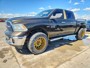 RAM 1500 5.7L 8 2014