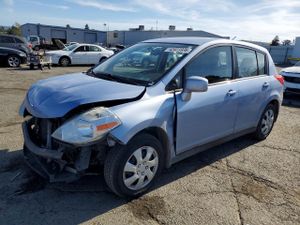 Nissan Versa 1.8L 4 2011