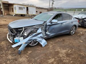 Infiniti Q50 3.7L 6 2015