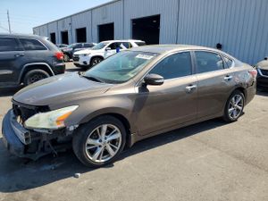 Nissan Altima 2.5L 4 2015