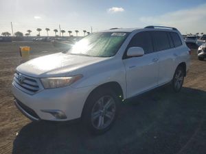 Toyota Highlander 3.5L 6 2013