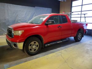 Toyota Tundra 4.6L 8 2013