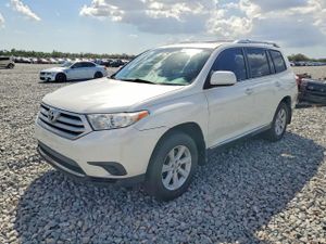 Toyota Highlander 2.7L 4 2013