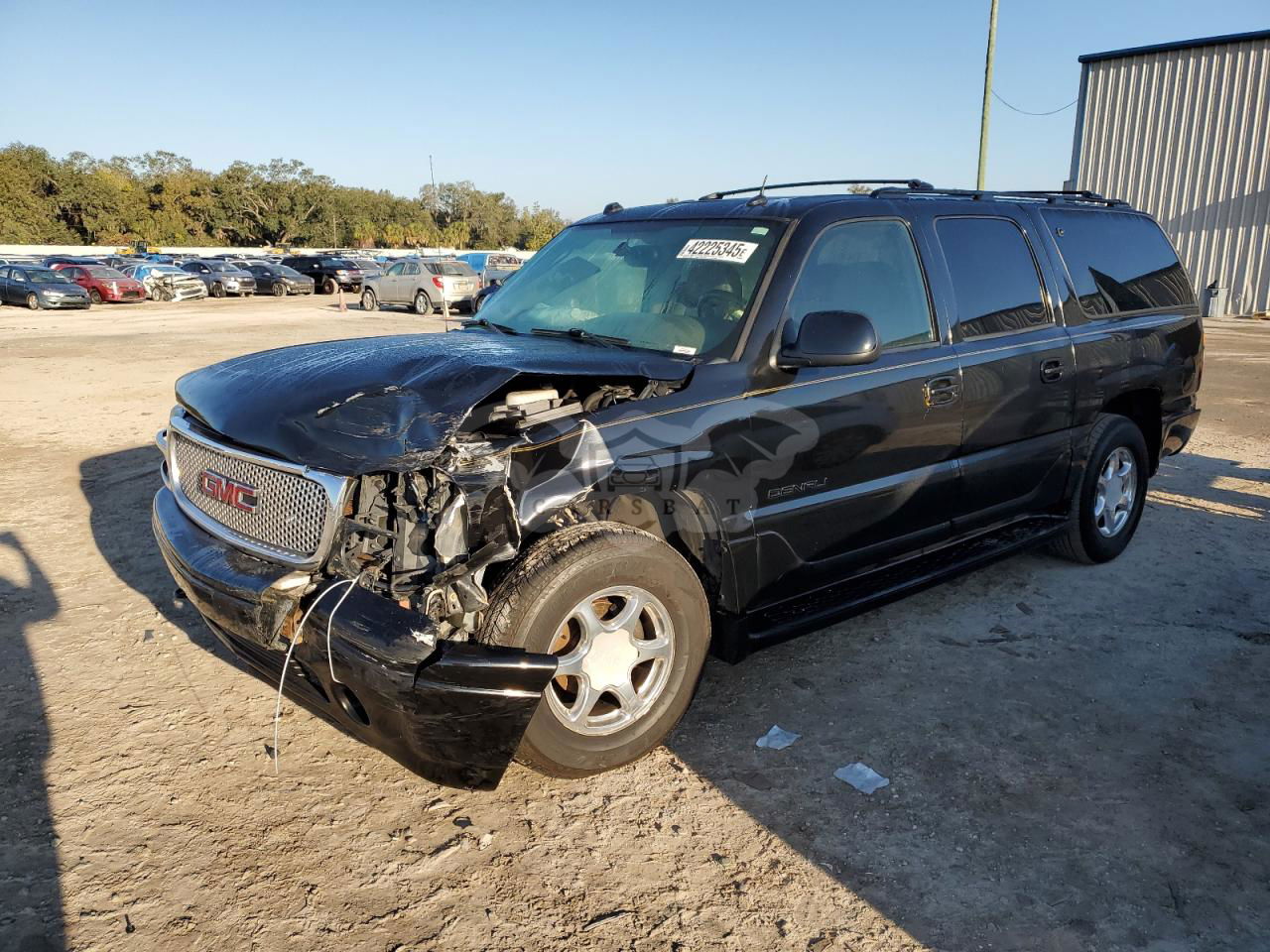 GMC Yukon DENALI 6.0L  8 2005