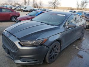 Ford Fusion SE 2.5L 4 2013