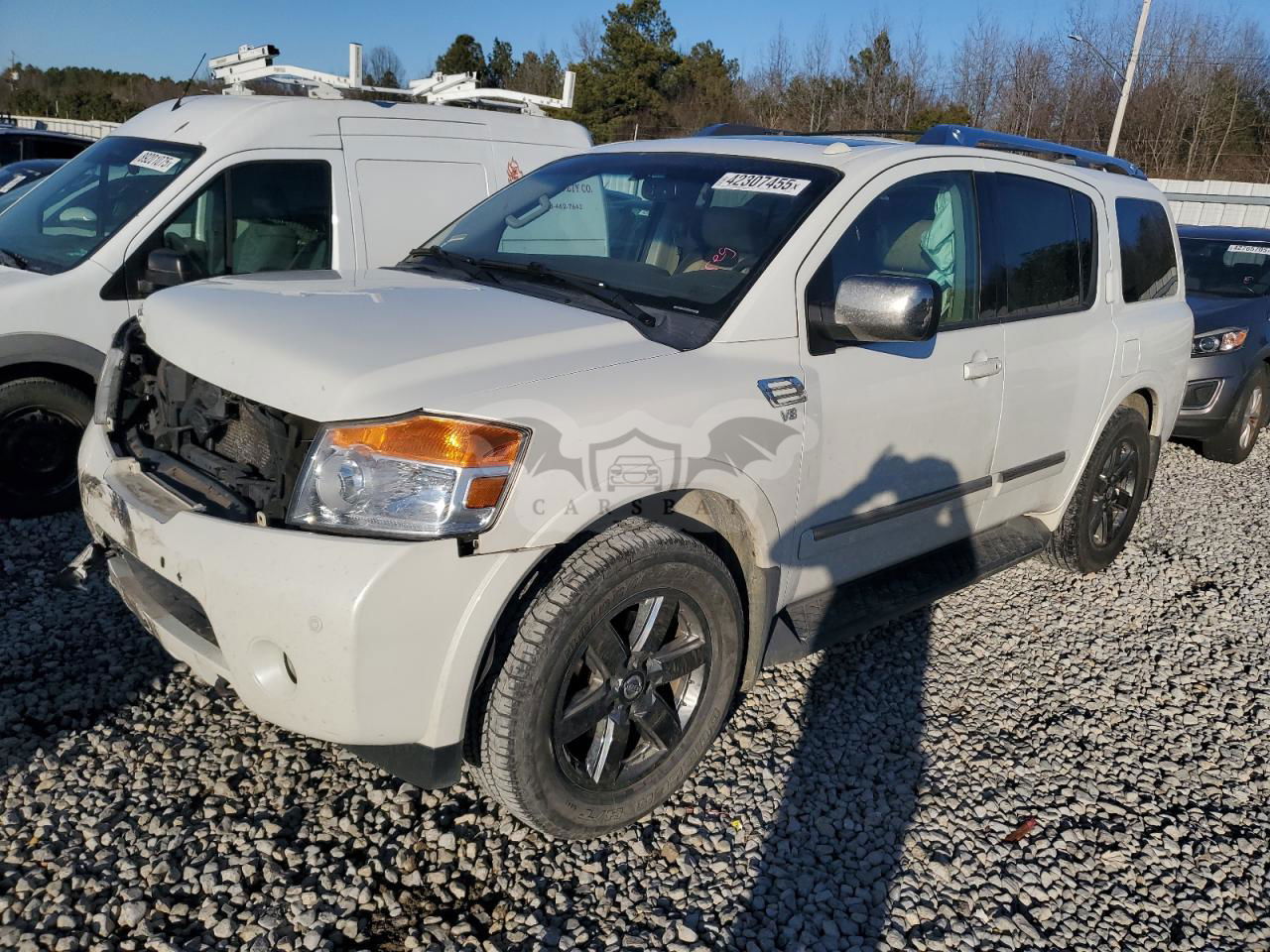 Nissan Armada PLATINUM 5.6L  8 2013