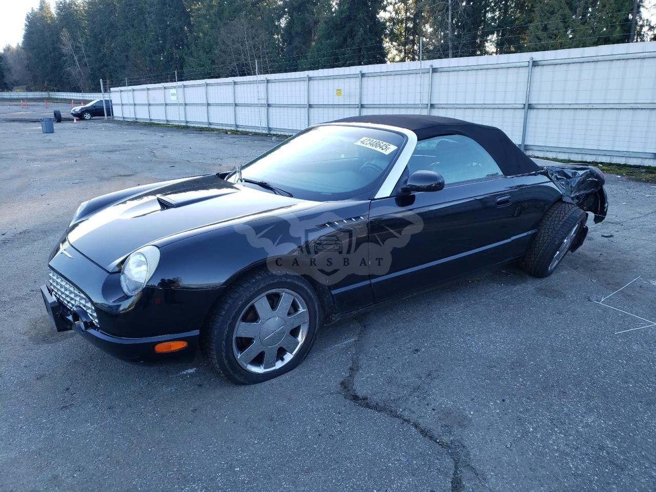 Ford Thunderbird 3.9L 8 2002