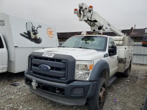 Ford F-450 SUPER DUTY 6.8L 10 2013