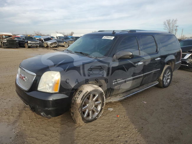 GMC Yukon DENALI 6.2L  8 2011