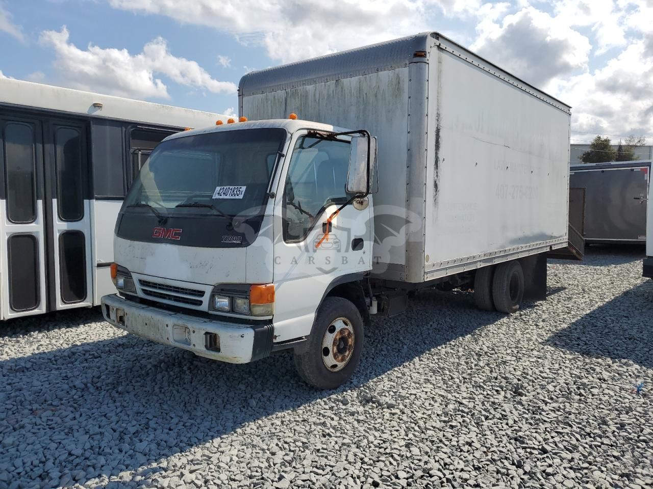 GMC W-series W45042 5.2L 4 2005