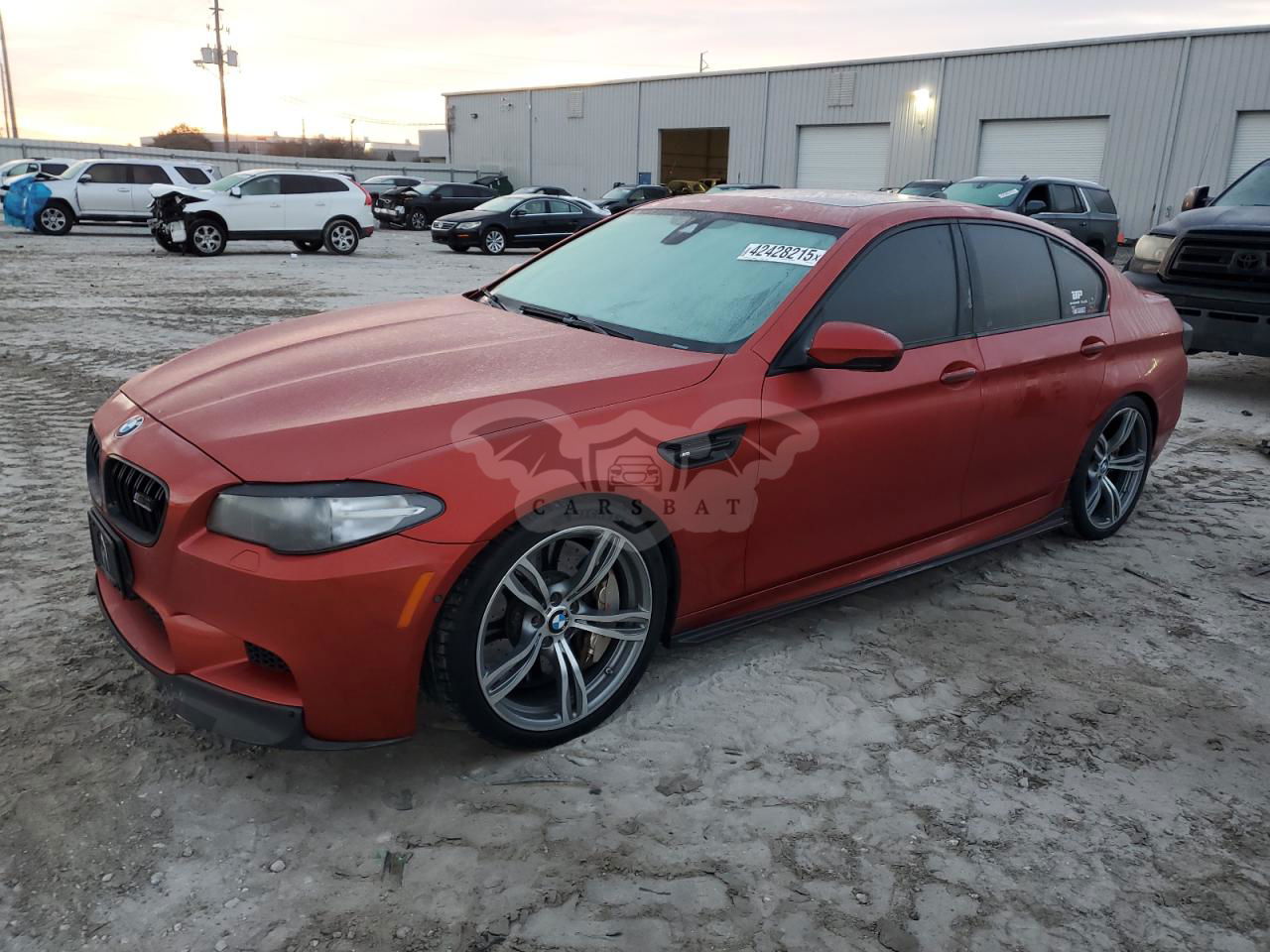 BMW M5 4.4L  8 2014