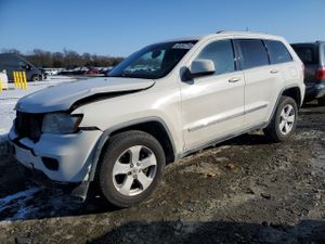 Jeep Grand Cherokee LAREDO 3.6L 6 2011