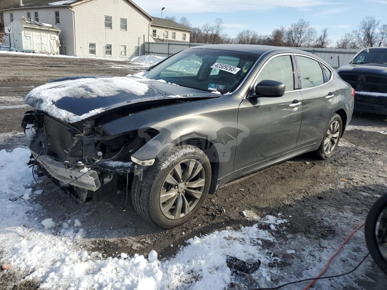 Infiniti M37 X 3.7L 6 2013