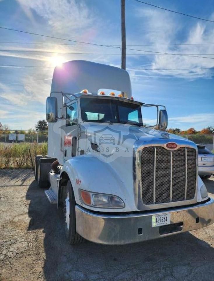 Peterbilt 384 11.9L 6 2013