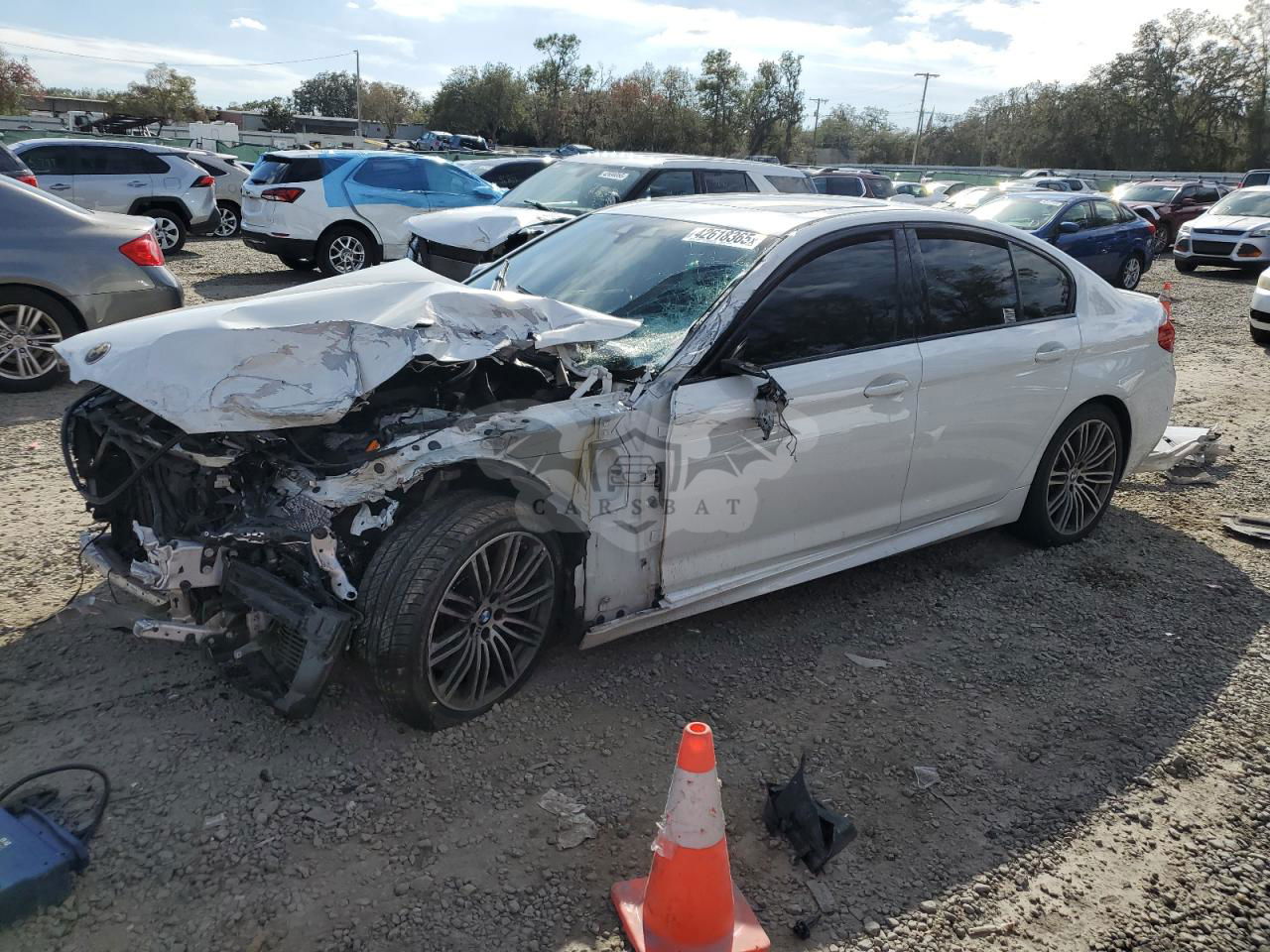 BMW M5 4.4L  8 2020